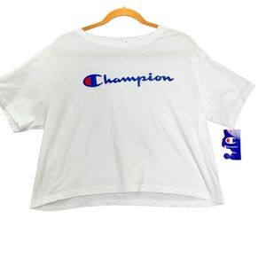 Champion Women’s Sz Large Short Sleeve Cropped Tee - Logo Graphic On Front.